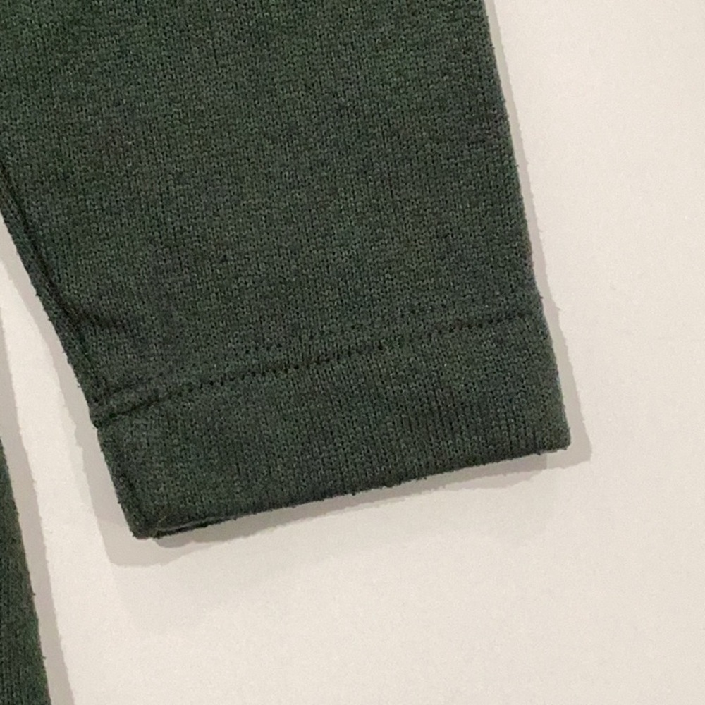 Aspen Rise Green Crewneck Sweater with Ribbed Texture - Picture 5 of 10